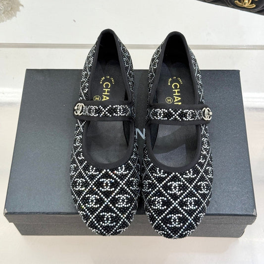 CC FLAT MARY JANE 25SS IN BLACK EMBELLISHED WITH RHINESTONES - 35