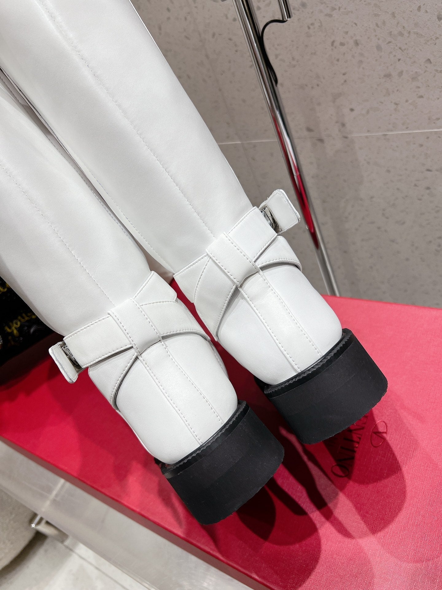 VALENTINO 25S KNEE-HIGH BOOTS IN WHITE CALFSKIN STYLE 9 - 35