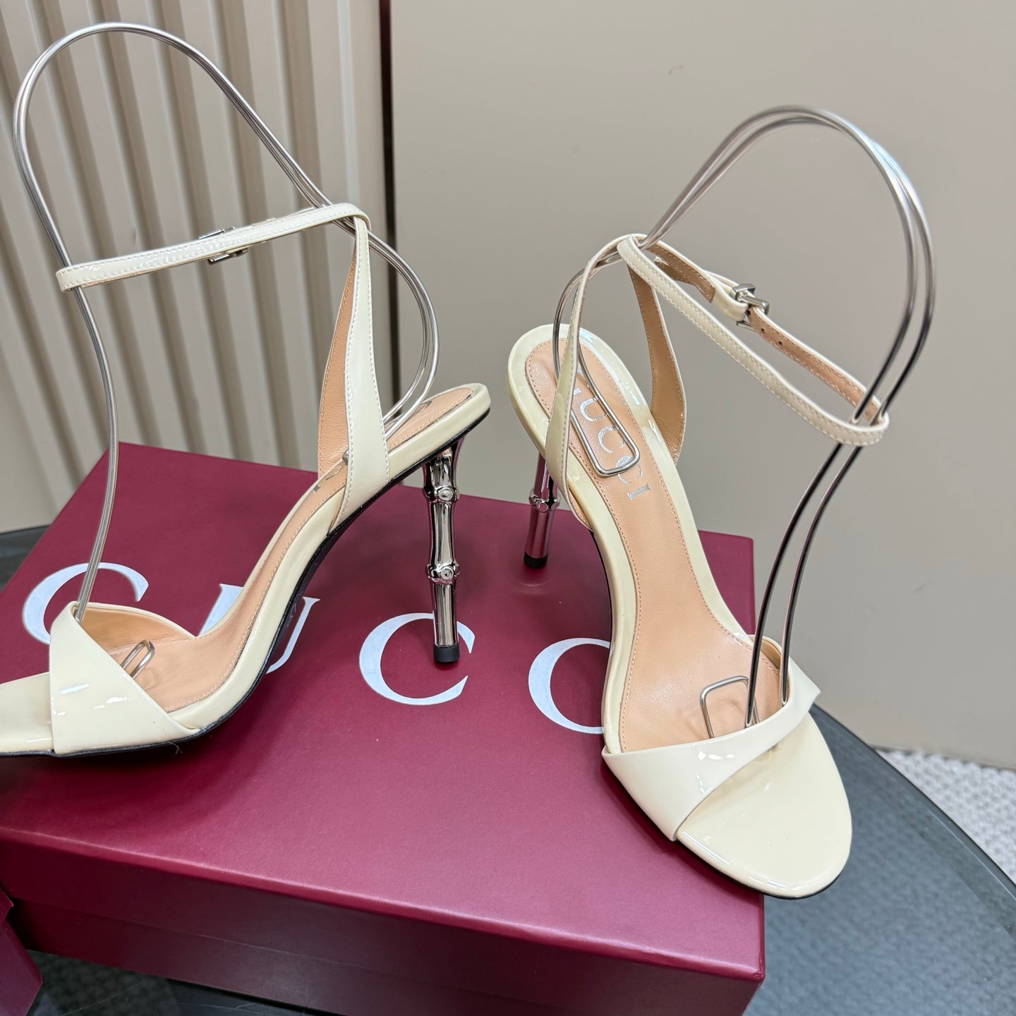 STRAP HIGH BAMBOO-EFFECT HEEL SANDAL IN CREAM PATENT CALFSKIN - 35