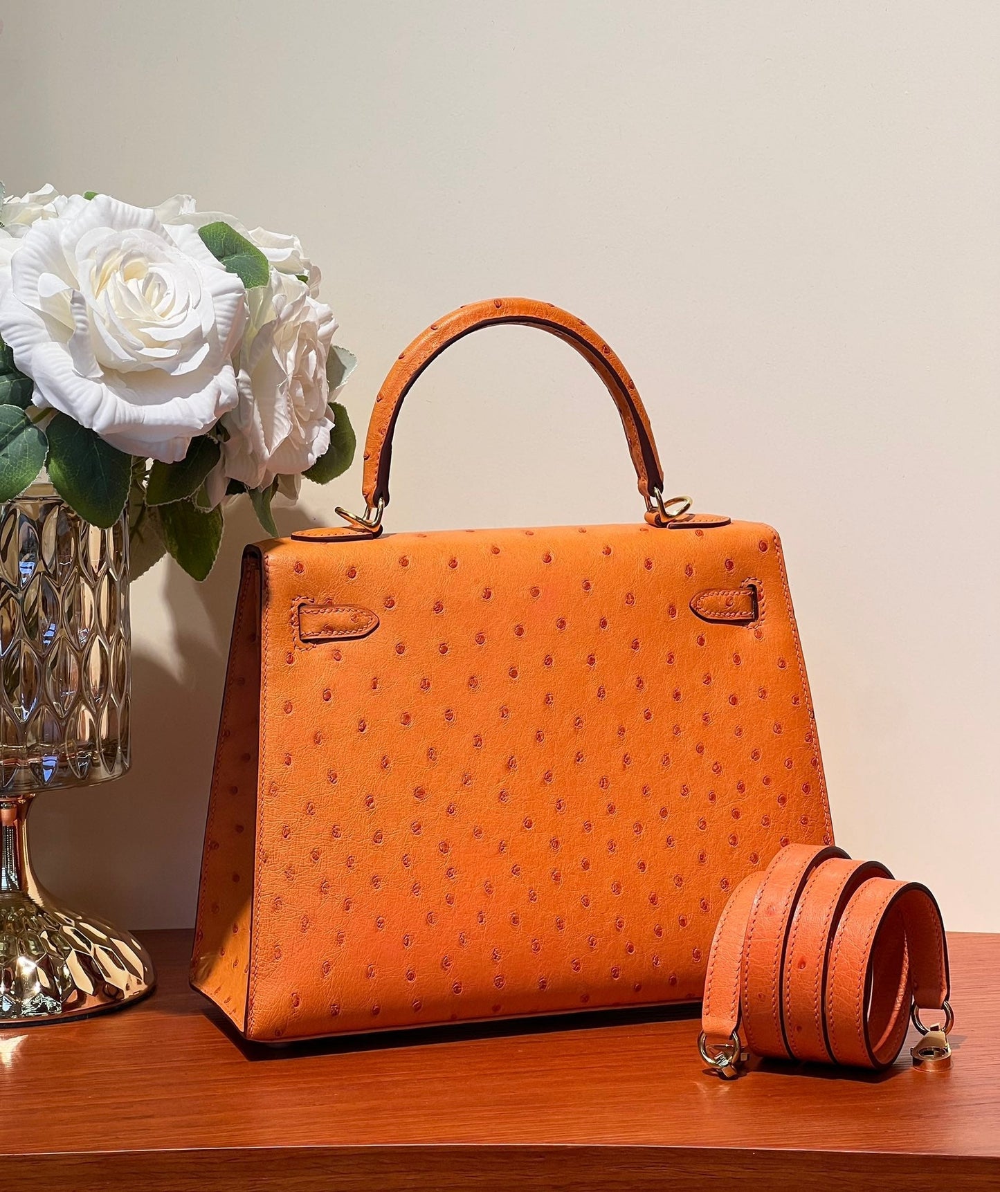 KELLY SELLIER 25 BAG IN FIRE ORANGE OSTRICH LEATHER WITH GOLD HARDWARE