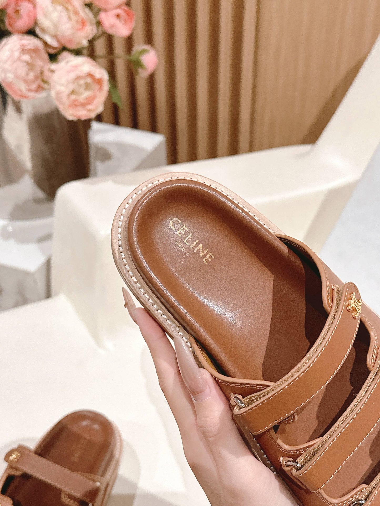 TRIOMPHE SANDALS IN BROWN CALFSKIN - 34