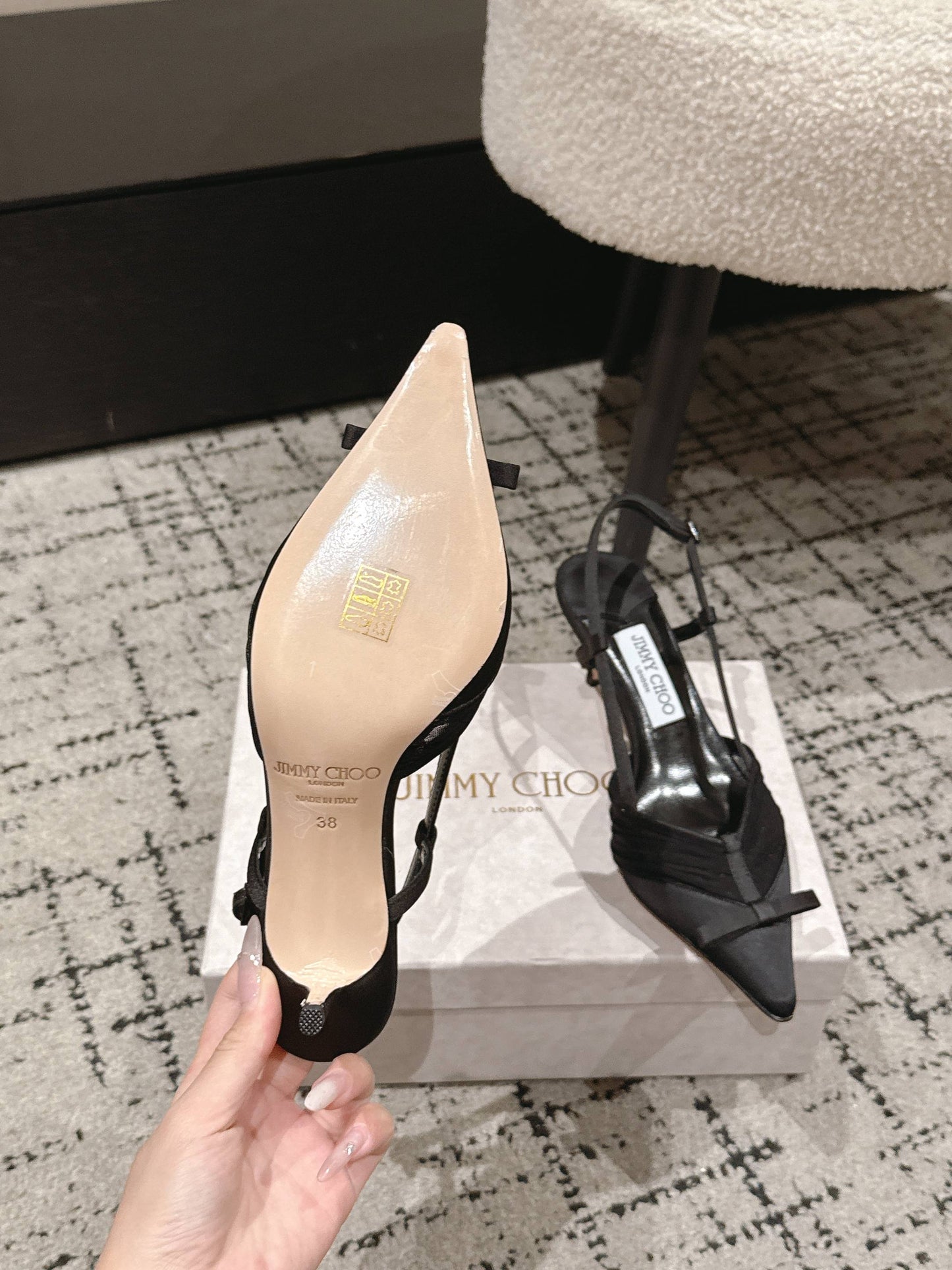 БОСОНІЖКИ JIMMY CHOO 26S НА РЕМІНЦІ З ЧОРНОЇ ТКАНИНИ, КАБЛУК 65 ММ