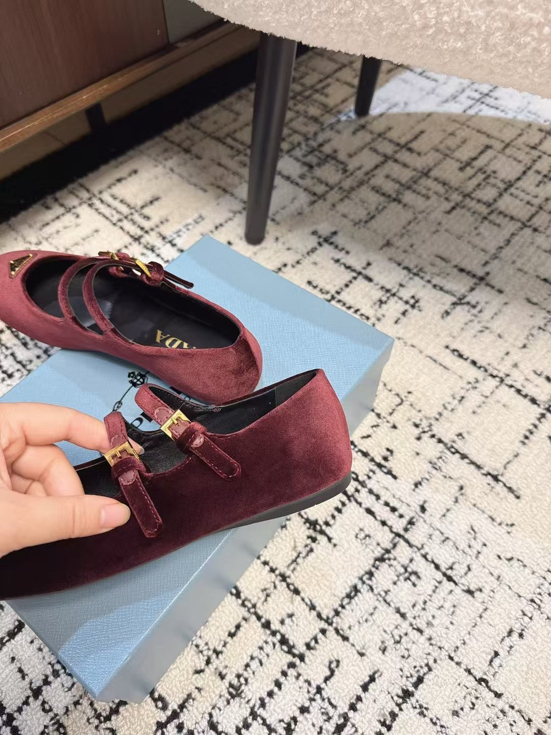MARY JANE FLAT WITH TRIANGLE LOGO IN SANGRIA RED VELVET - 35