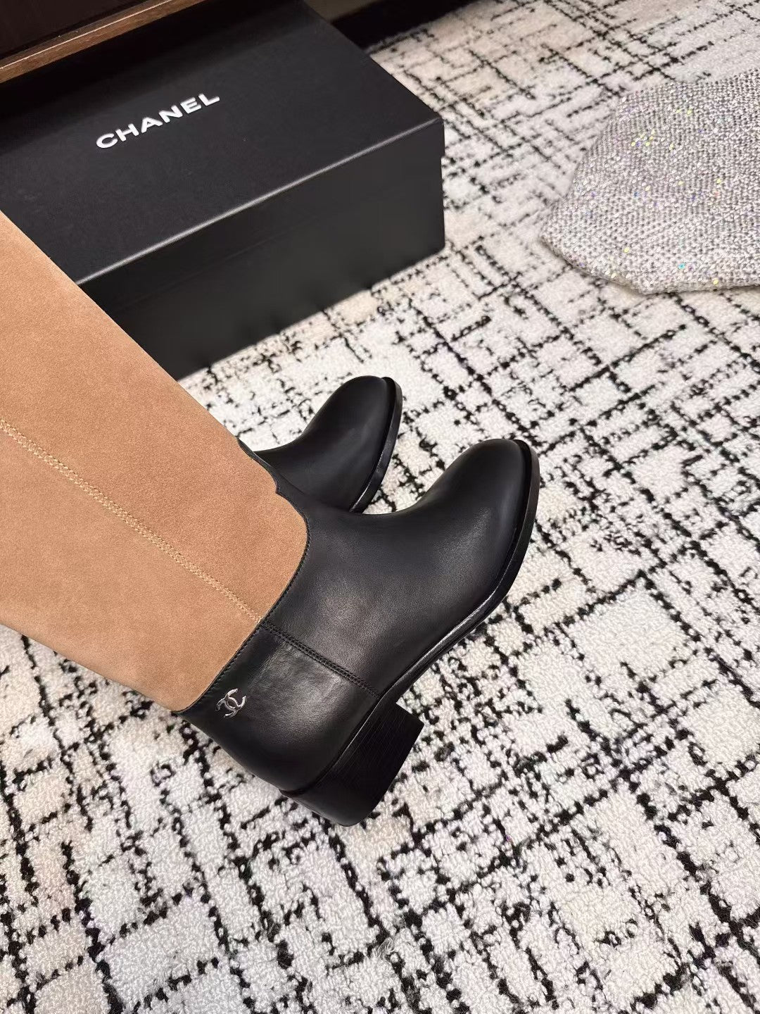 CC HIGH BOOTS IN TAN BROWN SUEDE MIX BLACK CALFSKIN - 35