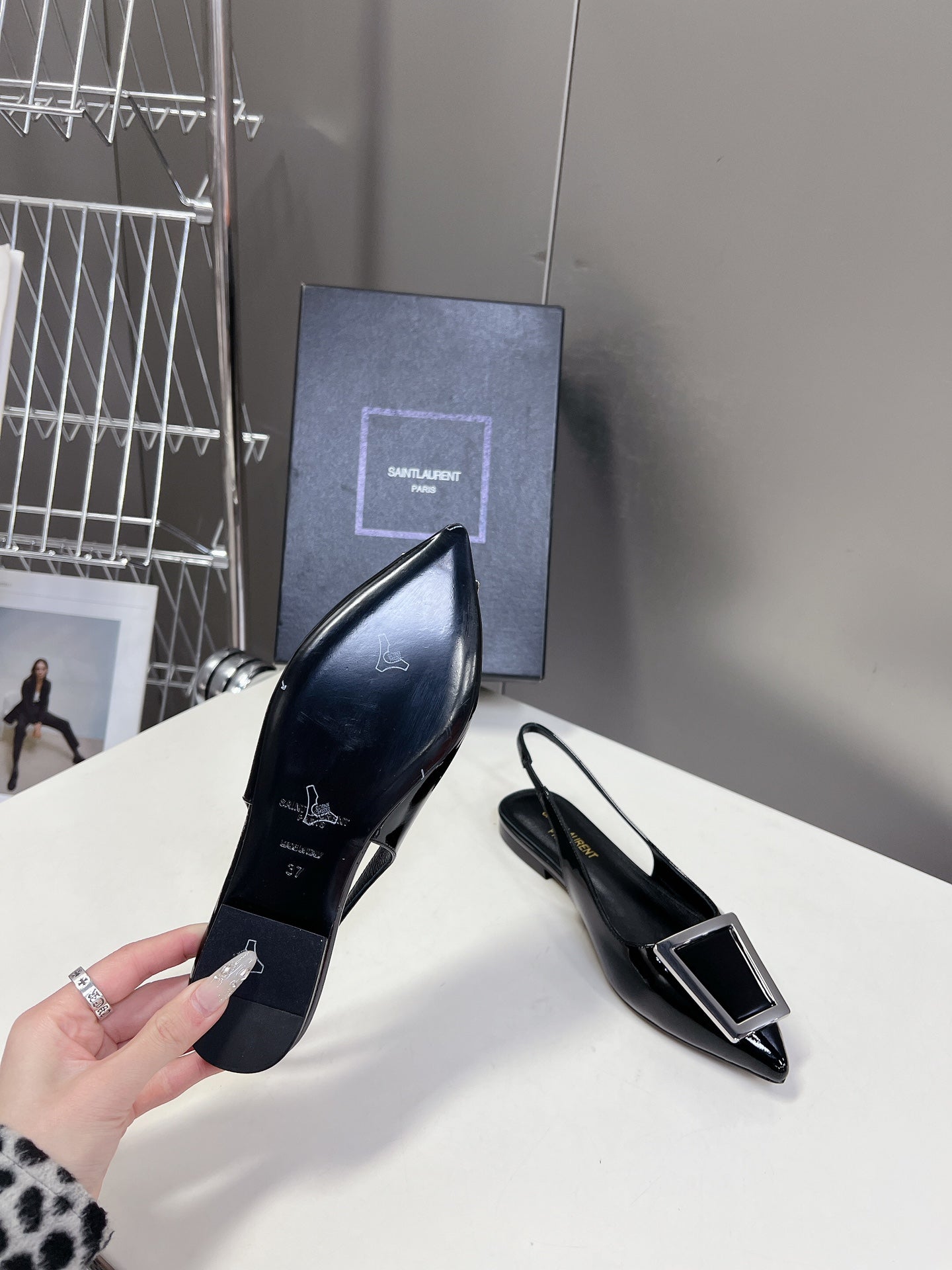 SL SQUARE BUCKLE SLINGBACK BLACK POLISHED CALFSKIN - 35
