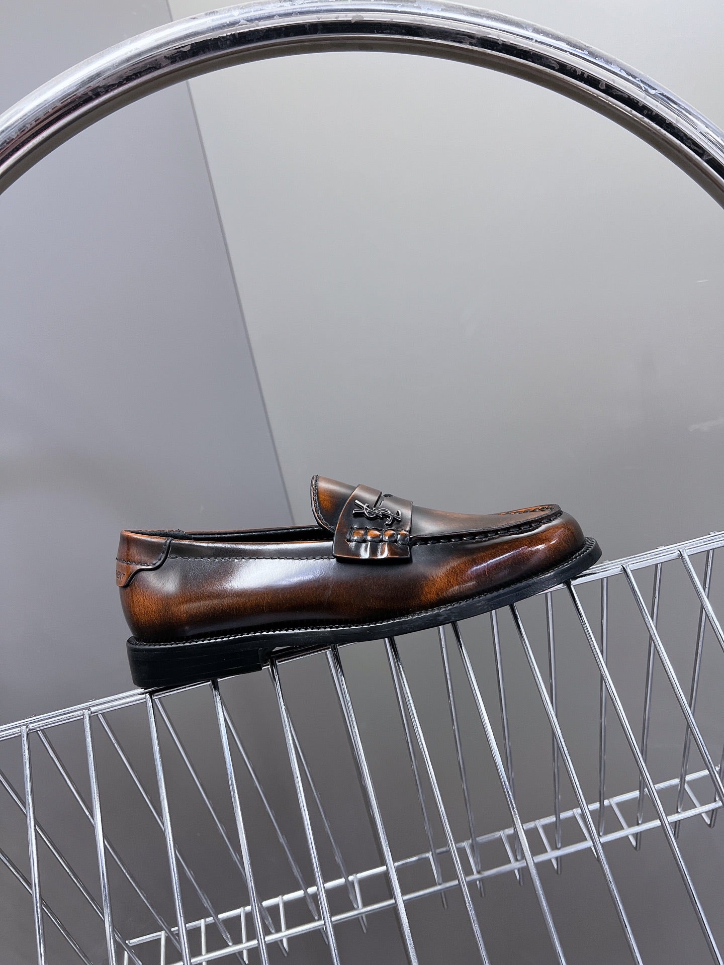 YSL 25S SAINT LAURENT LOAFERS IN TORTOISESHELL BROWN GLOSSY CALFSKIN - 35
