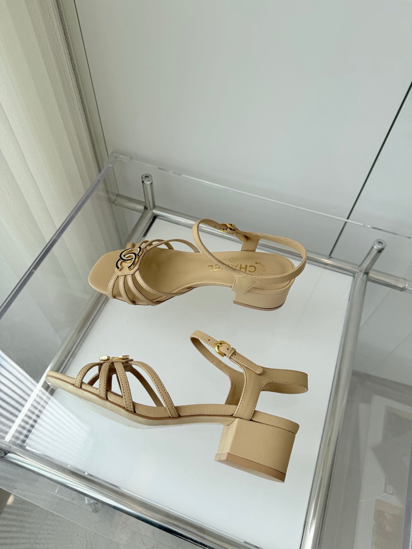 MID HEEL SANDALS IN FLAX YELLOW LAMBSKIN - 35