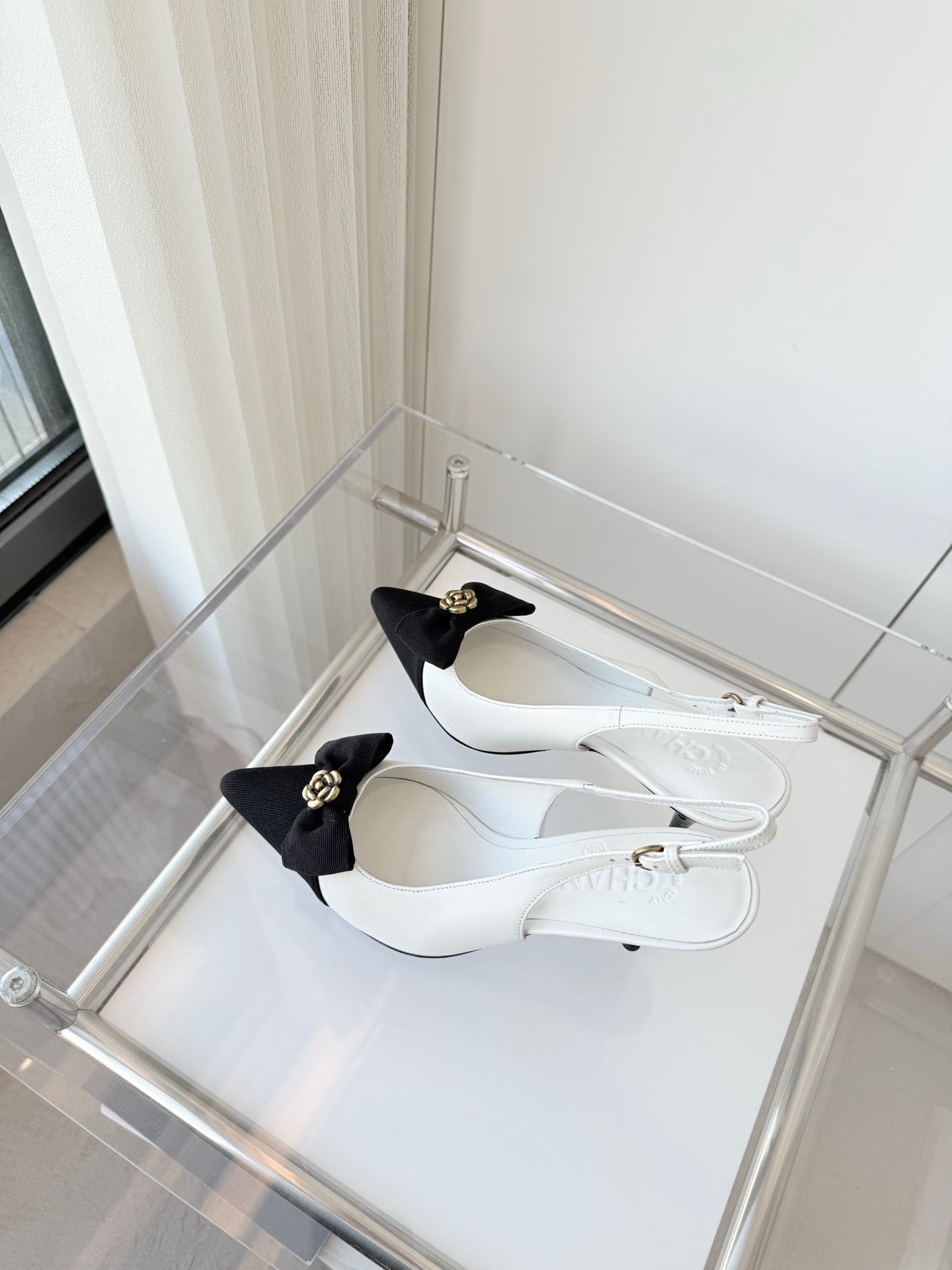SLINGBACKS 80 MM IN WHITE CALFSKIN AND BLACK CANVAS - 35
