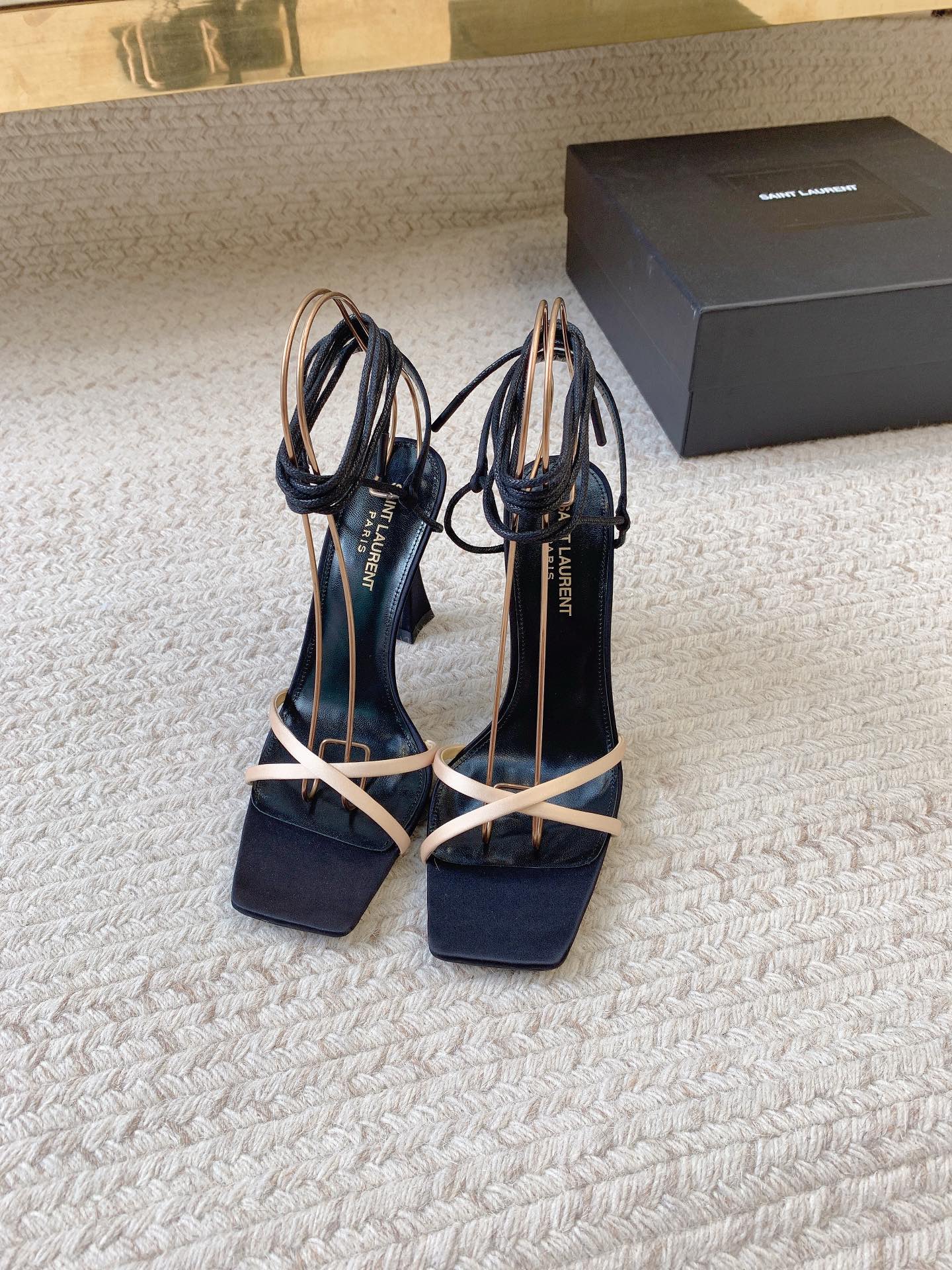 LIZA SANDALS IN BLACK AND NUDE SILK - 34