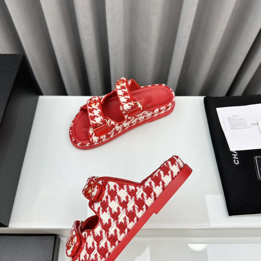 dad sandals red white mules - 35