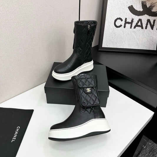 ЧЕРЕВИКИ НА ТАНКЕТЦІ CHANEL 25S З ЧОРНОЇ ТЕЛЯЧОЇ ШКІРИ З СРІБНОЮ ФУРНІТУРОЮ - 35