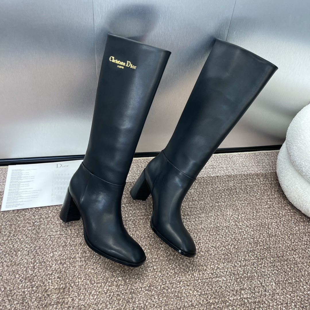 DIOR 25S D-TOWN HEELED BOOT 80MM IN BLACK SUPPLE CALFSKIN - 35