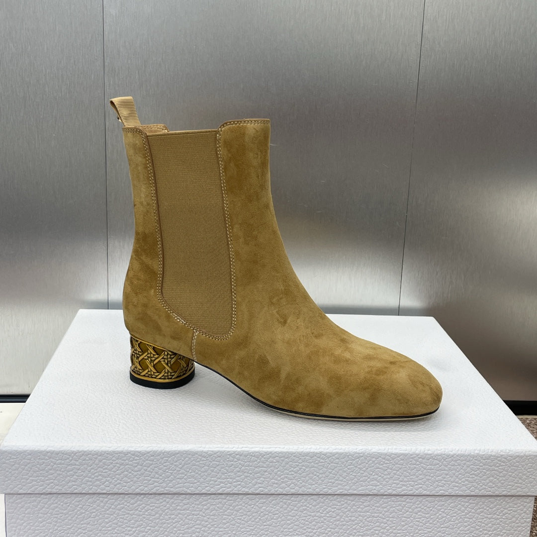 DIOR 25S ANKLE BOOT IN LIGHT BROWN SUEDE - 34