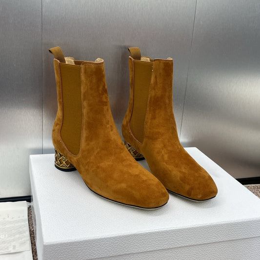 DIOR 25S ANKLE BOOT IN SADDLE BROWN SUEDE - 34