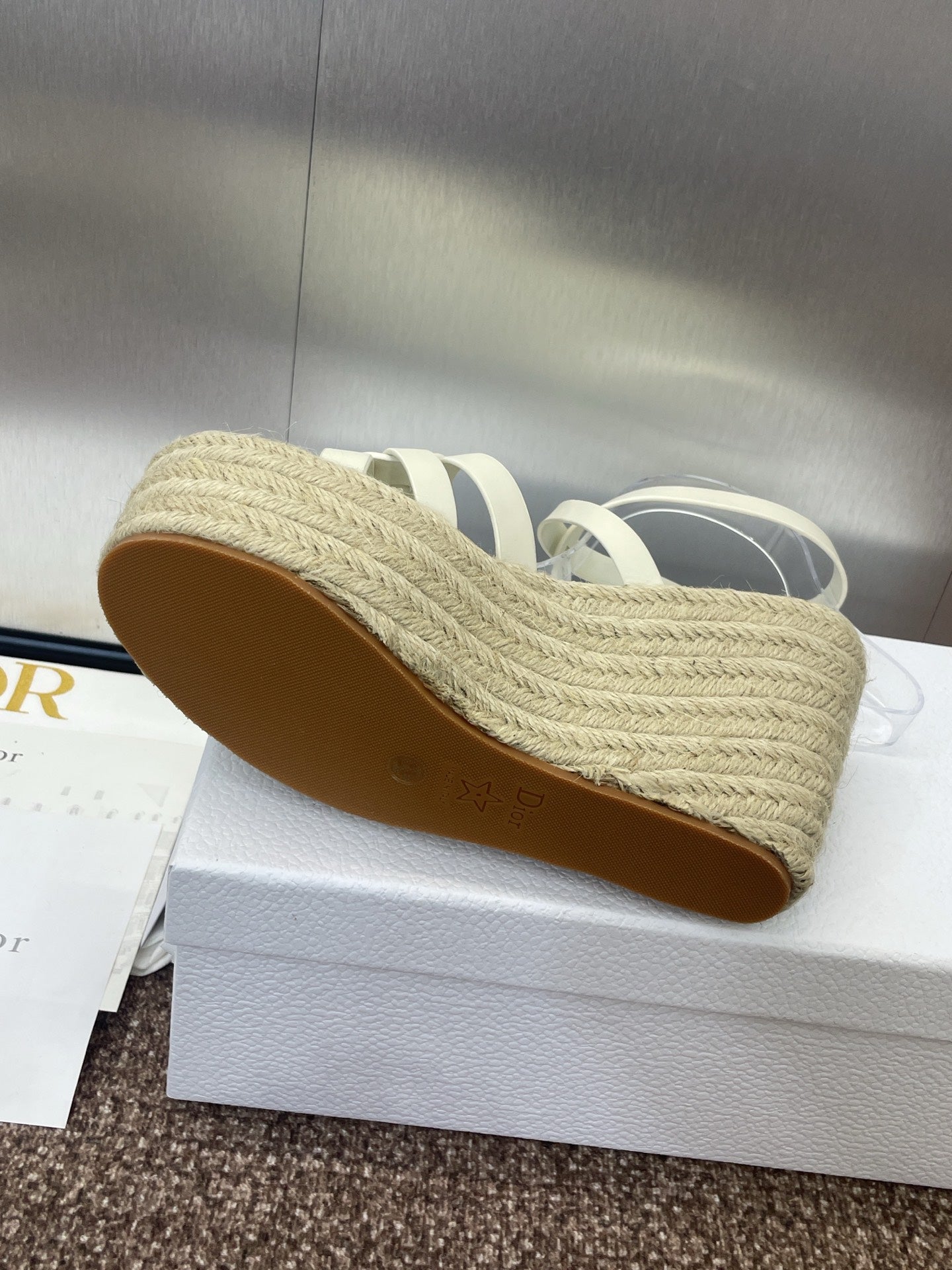 D-CLUB 25S HIGH HEEL WEDGE 100MM IN WHITE CALFSKIN RAFFIA SOLE - 34