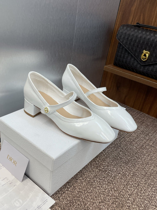DIOR 25S ROUND-TOE MARY JANE BALLET FLATS IN WHITE CALFSKIN - 34
