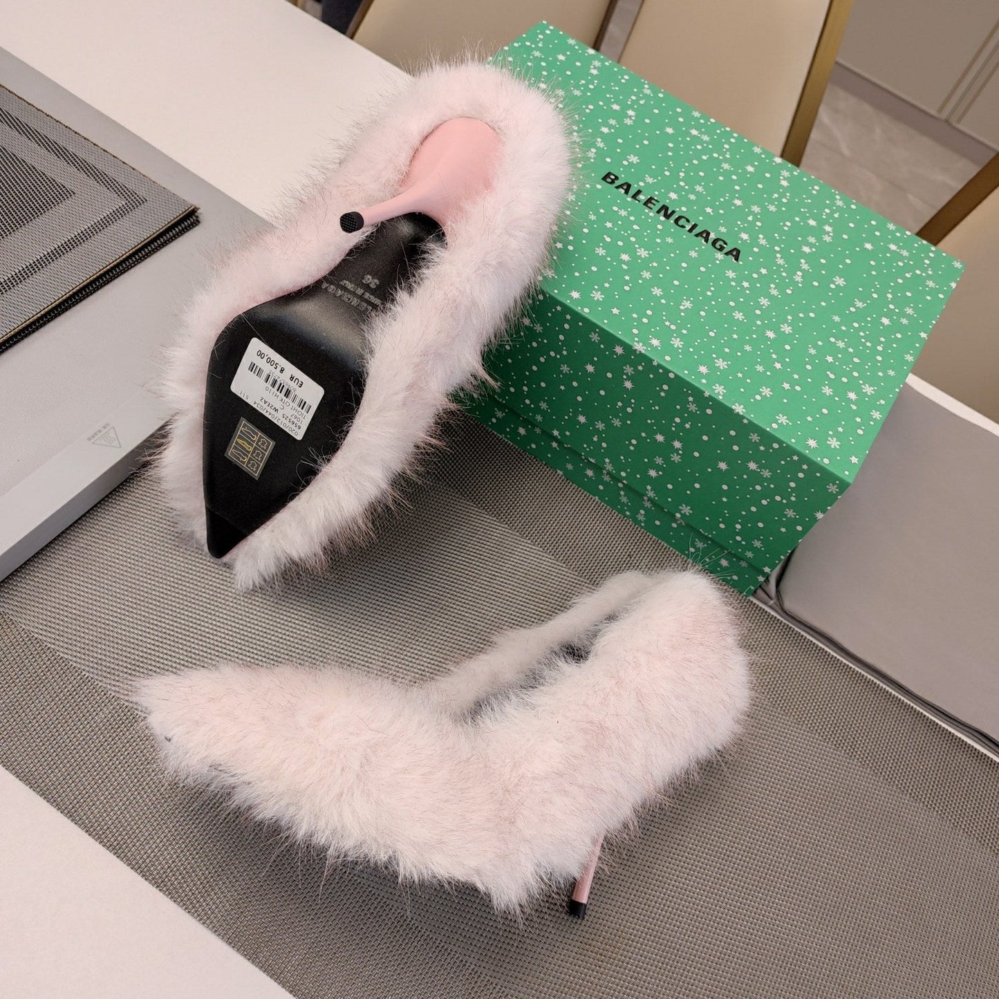 FURRY PUMPS 90MM IN HEAVEN PINK FOX FUR - 34