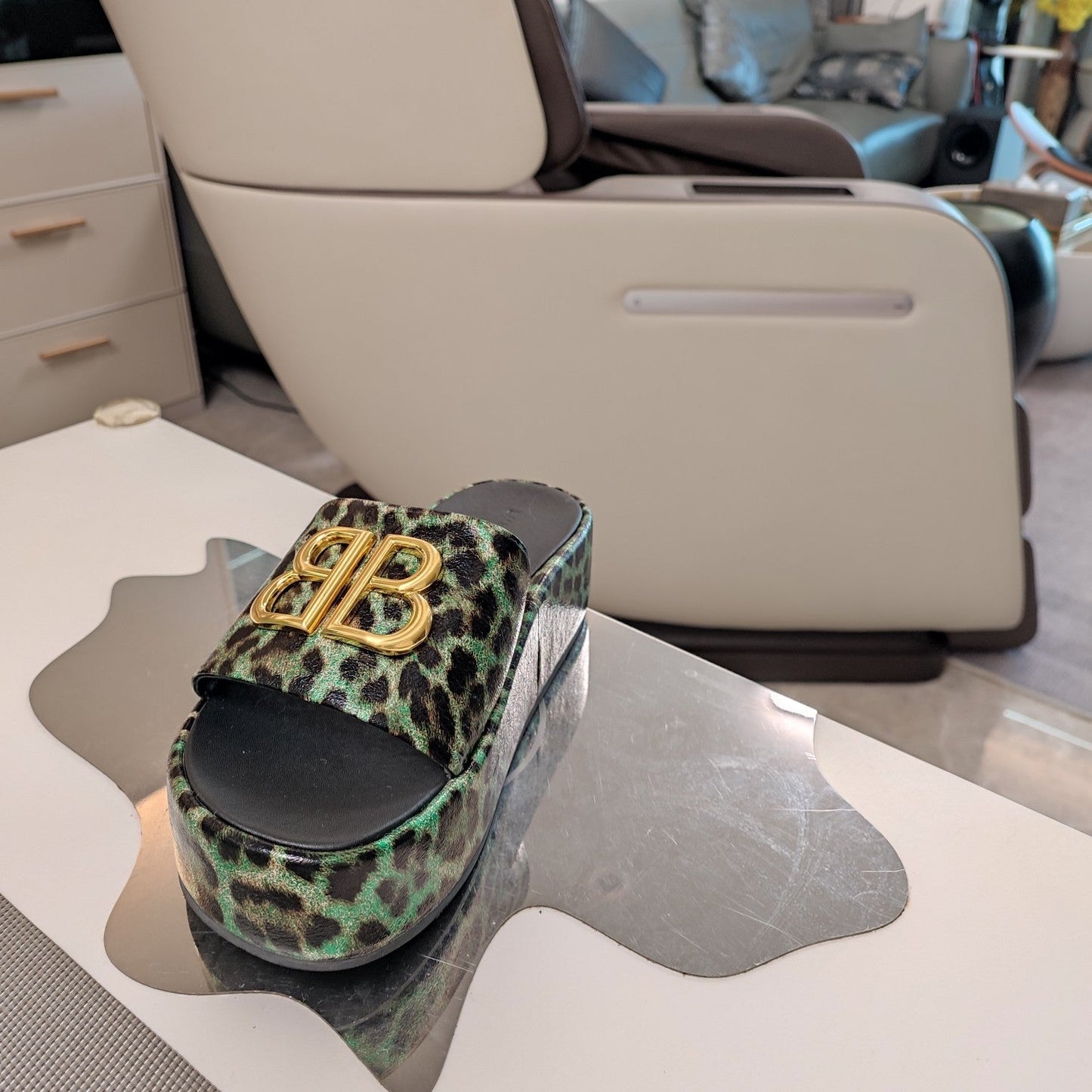 RISE SANDAL THICK-SOLED IN LIGHT GREEN LEOPARD PRINT CALFSKIN - 34