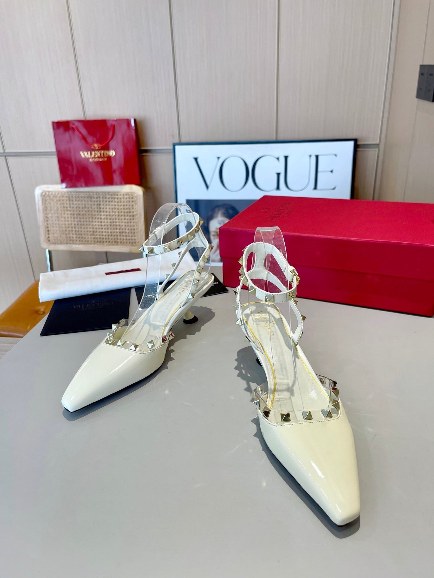 ROCKSTUD CAGED SLINGBACKS 5 CM IN WHITE CALFSKIN - 34