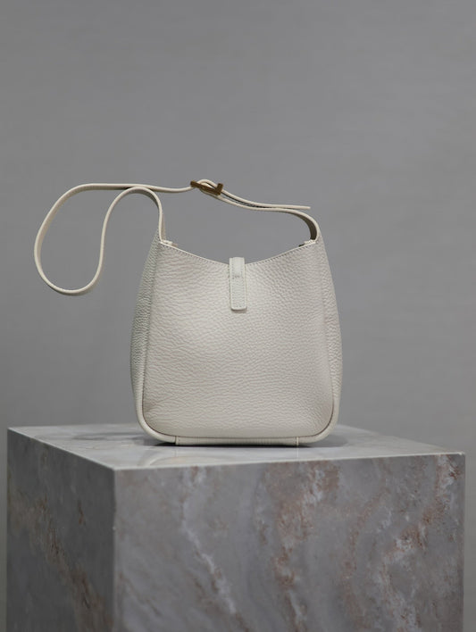 YSL 25S LE 5 À 7 BAG 16 IN BLANC VINTAGE GRAINED CALFSKIN GOLD HARDWARE