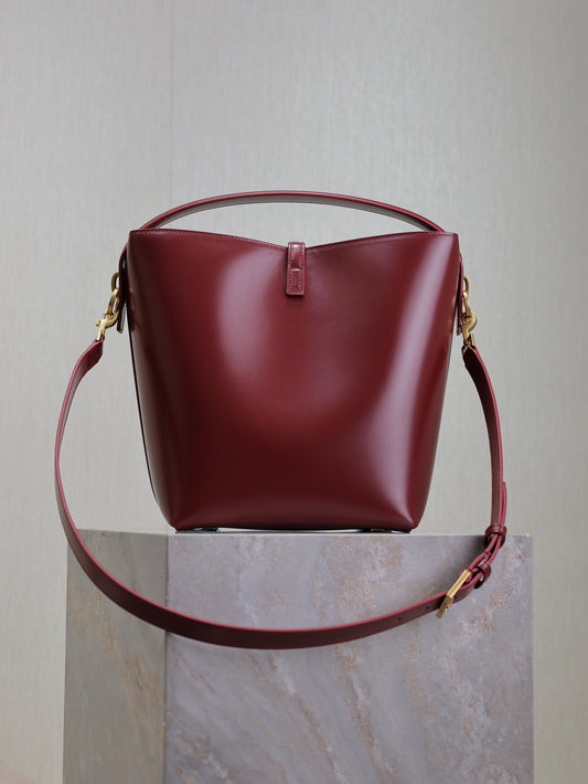 YSL 25S LE 5 À 7 BUCKET 26 IN DARK BURGUNDY CALFSKIN GOLD HARDWARE