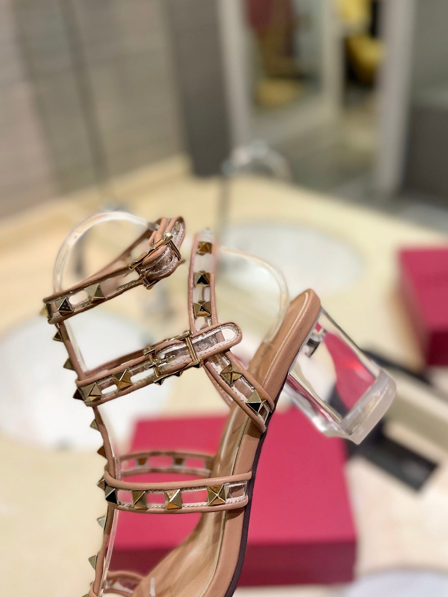 ROCKSTUD SANDAL WITH STRAP IN CAMEL BROWN CALFSKIN 60 MM - 34