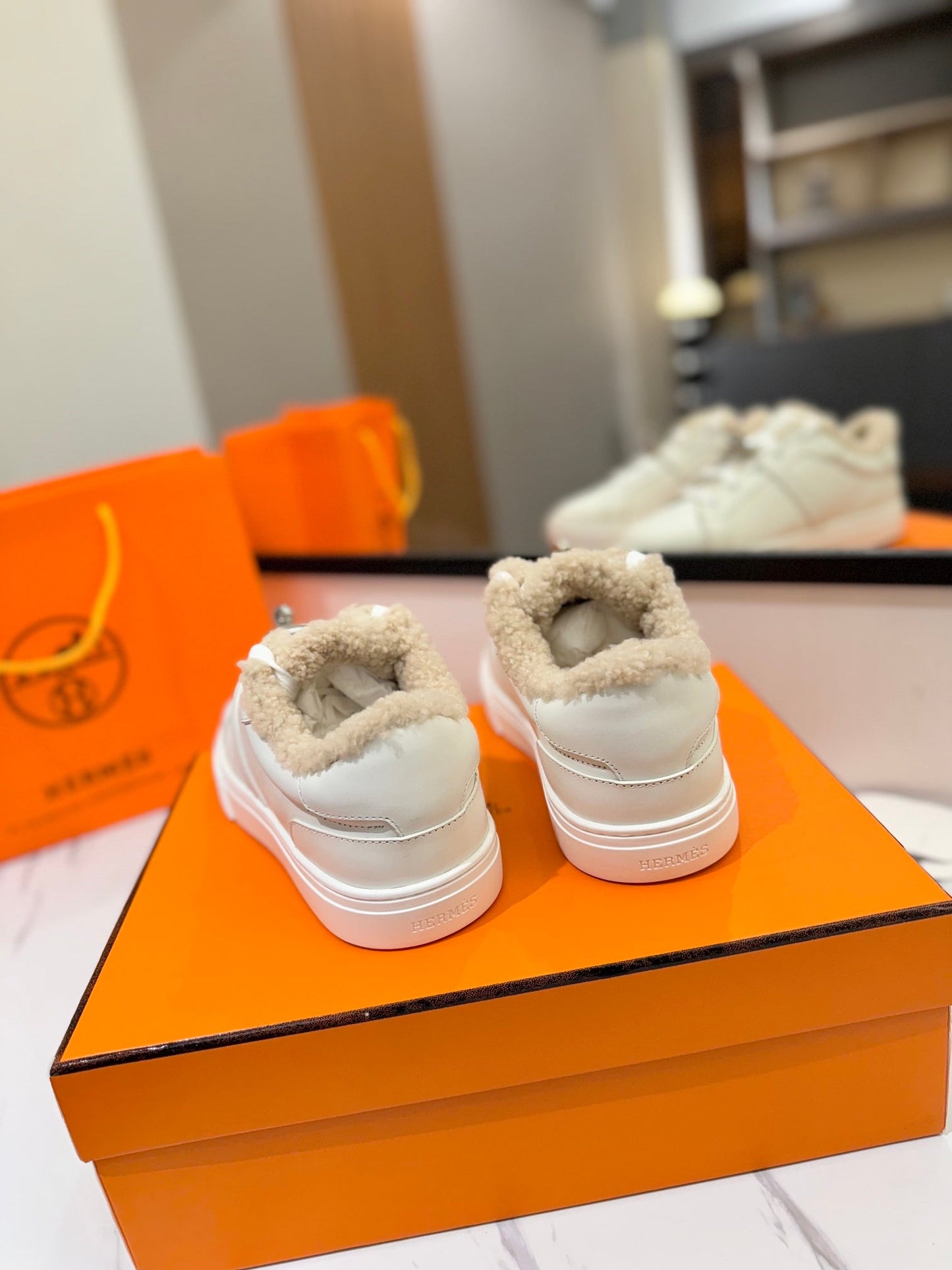 DAY SNEAKER IN WHITE CALFSKIN AND FLEECE LINING - 35