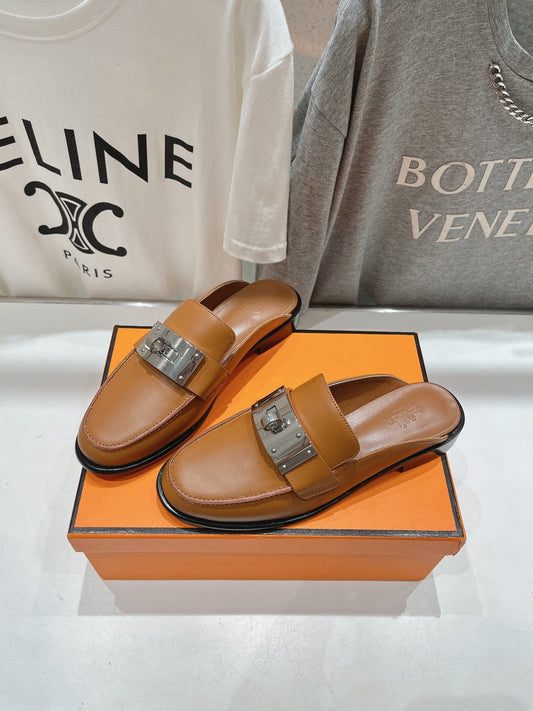 IOTA MULE CARAMEL CALFSKIN - 35