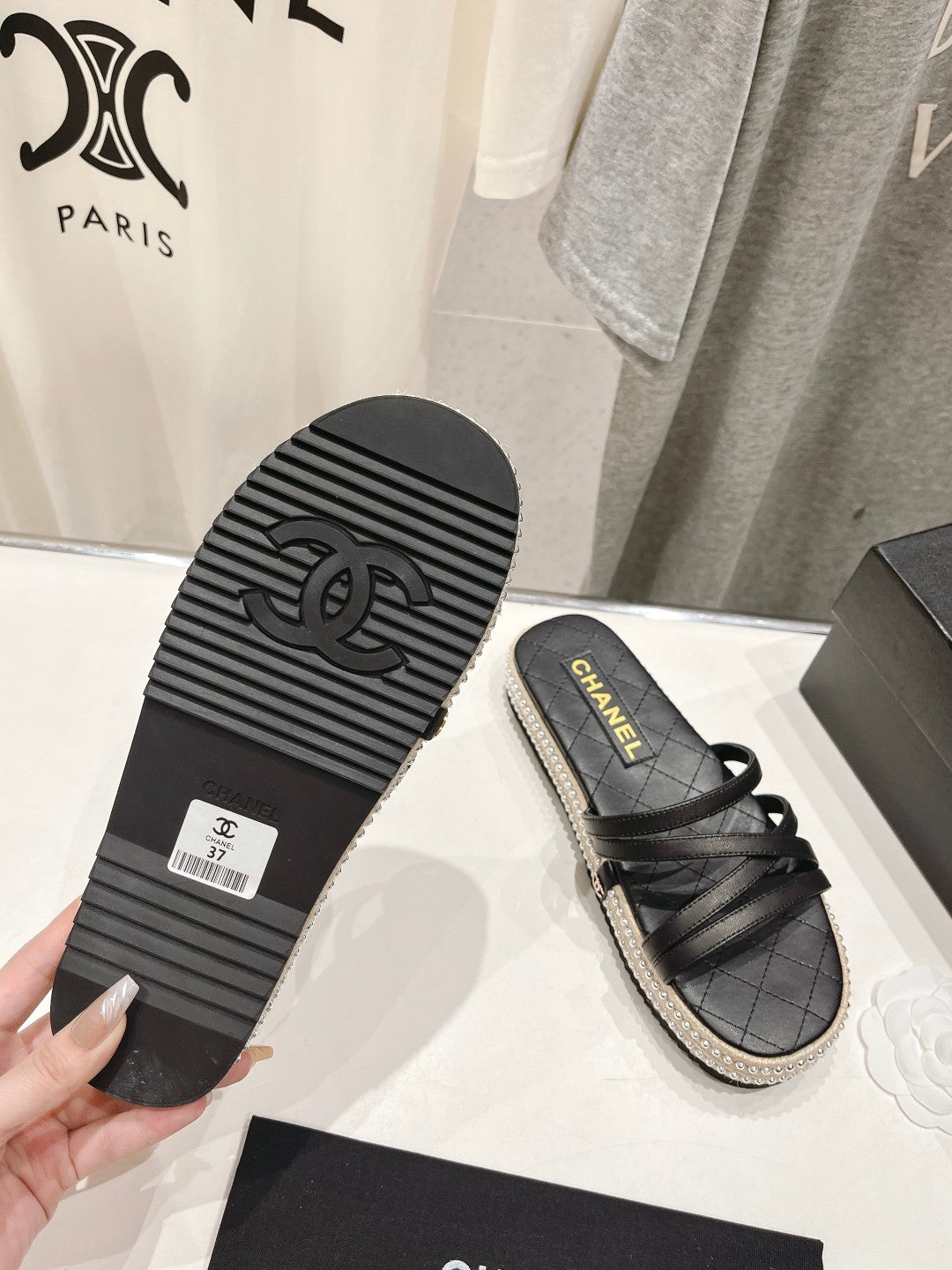 SLIPPERS CROSS STRAPS IN BLACK LAMBSKIN - 35