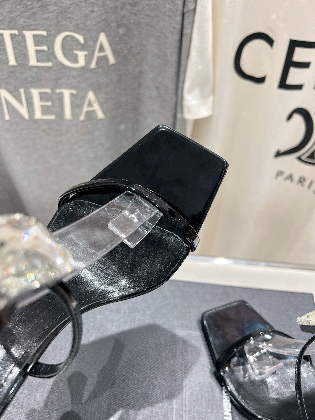 HIGH HEEL SANDALS IN BLACK GLOSSY CALFSKIN WTH STRAPS ATTACHED GEM - 35
