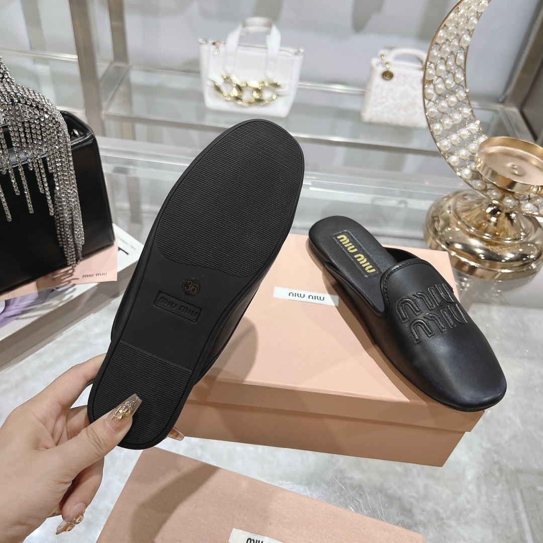 MULES SLIPPERS BLACK COWHIDE - 35
