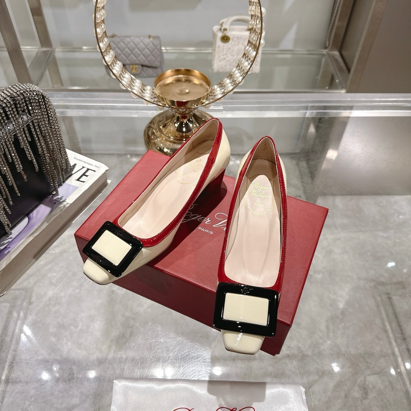 ROGER VIVIER 25S TROMPETTE BALLERINAS 45MM IN IVORY CALFSKIN - 35