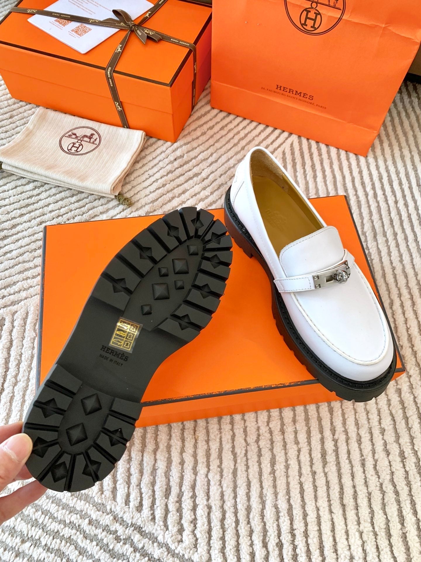 ICONE LOAFER IN WHITE CALFSKIN - 34