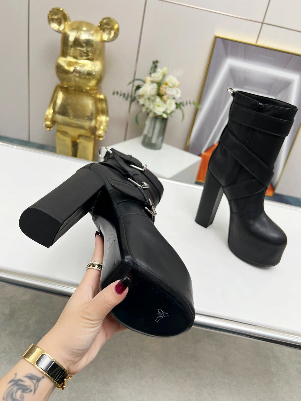 SL ANKLE BUCKLE BOOT PLATFORM BLACK SMOOTH CALFSKIN - 35