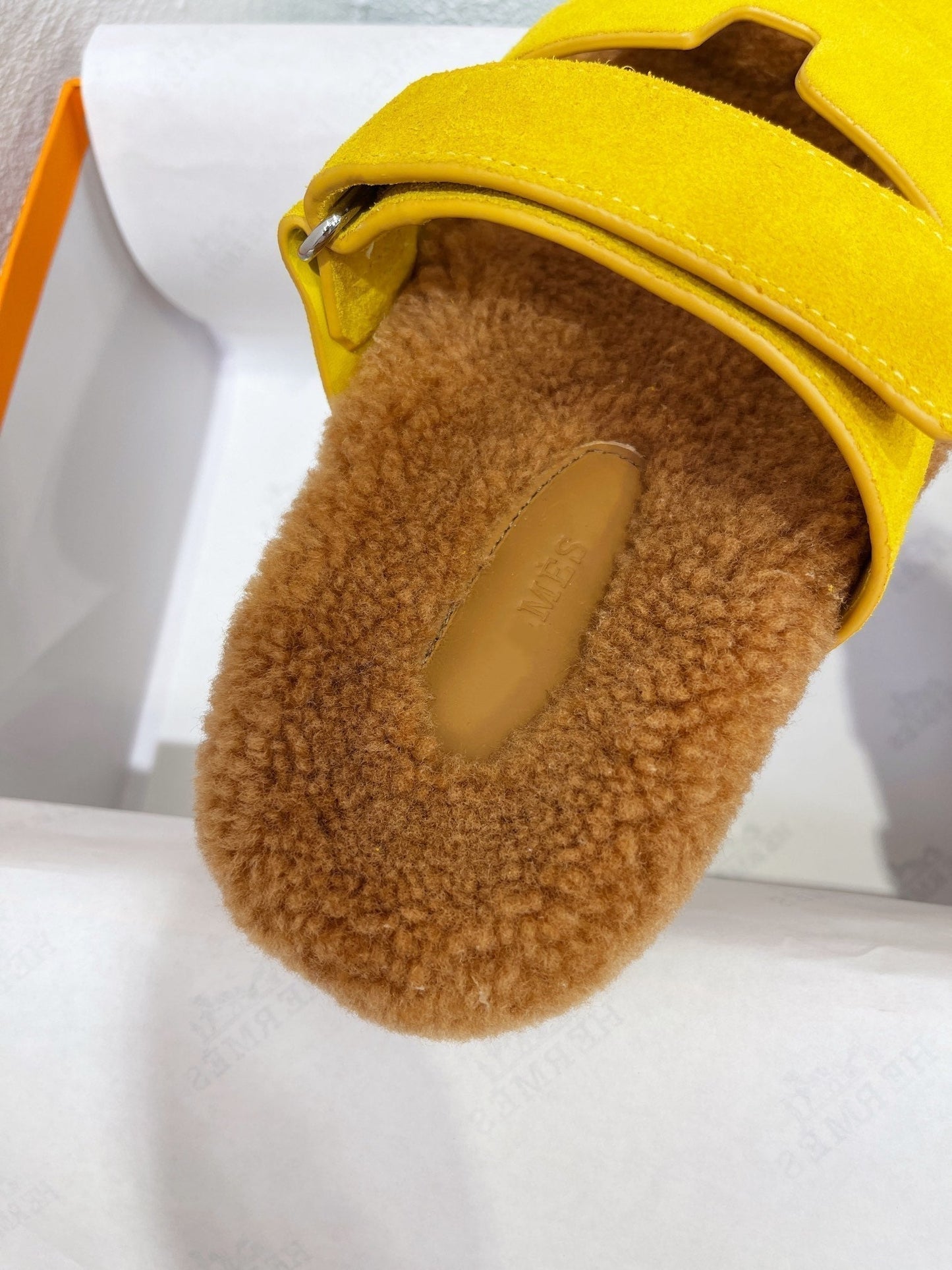 Chypre Sandal Gold shearling insole Yellow Velvet leather lining - 35