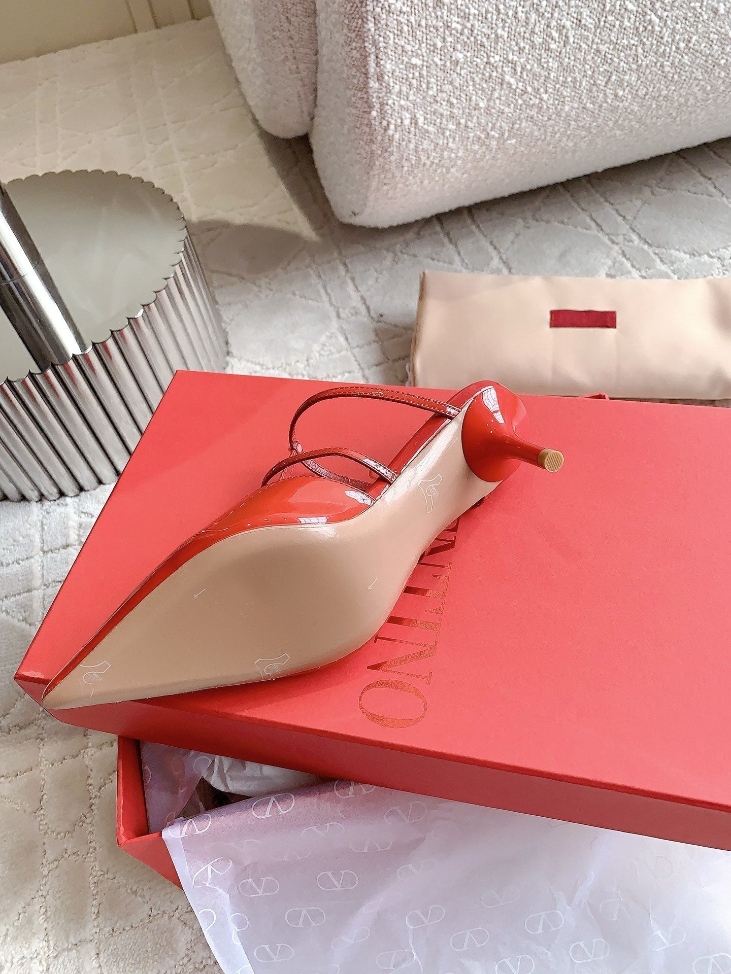 Rockstud Wispy Calfskin Mule 65mm Shiny Red - 35