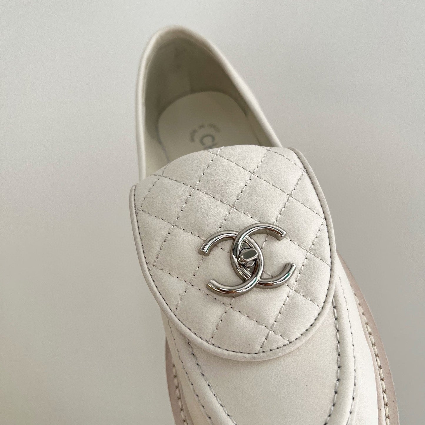 Moccasins White Quilted Calfskin Silver CC - 35