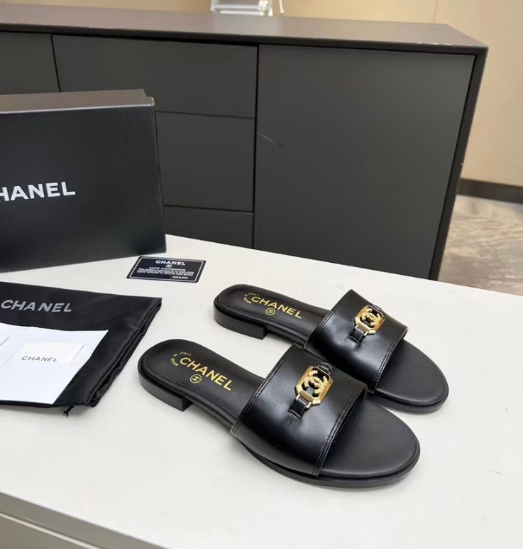 MULES NAVY BLUE SHINY CALFSKIN - 35