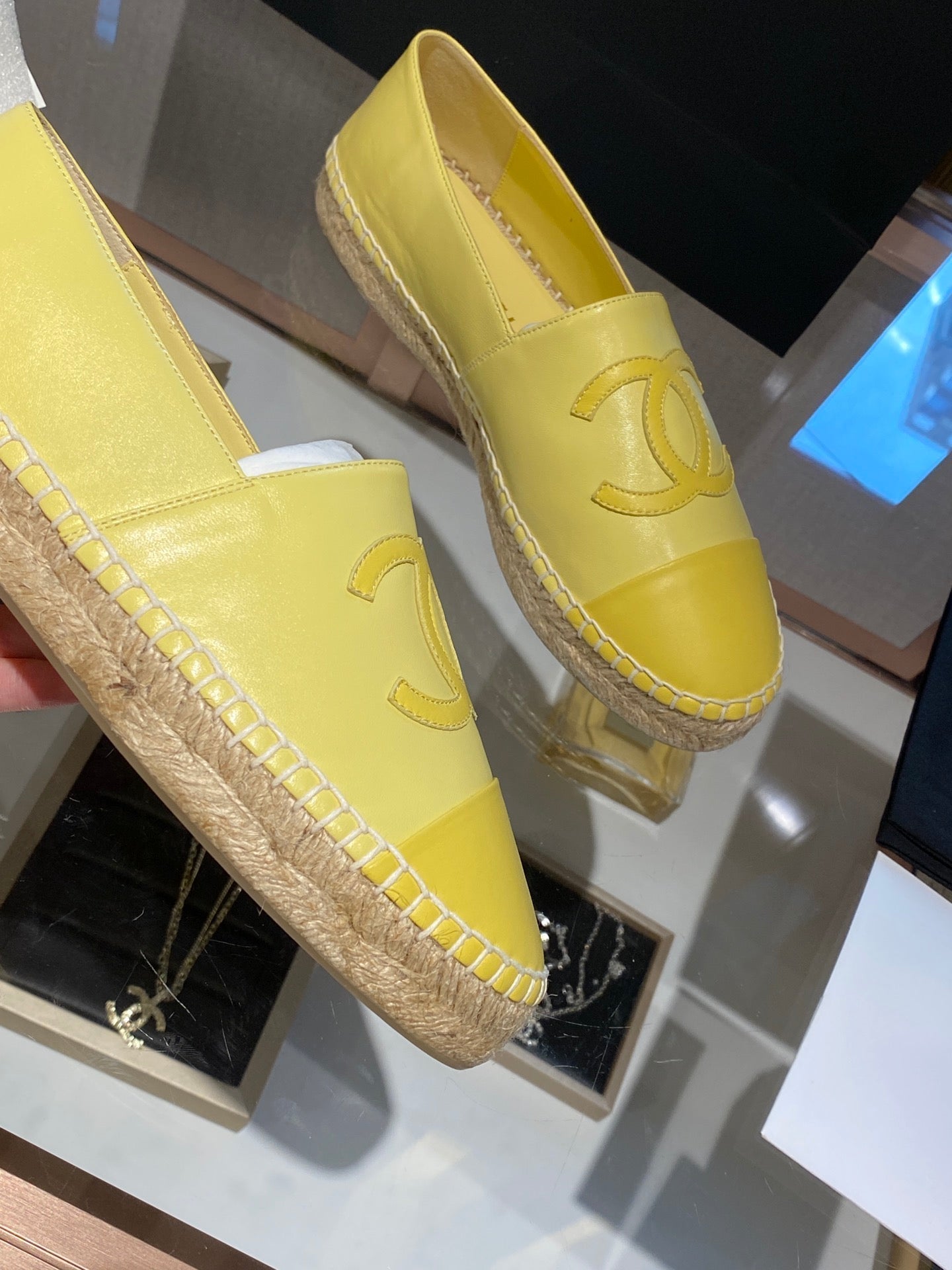 ESPADRILLES YELLOW LAMBSKIN - 35