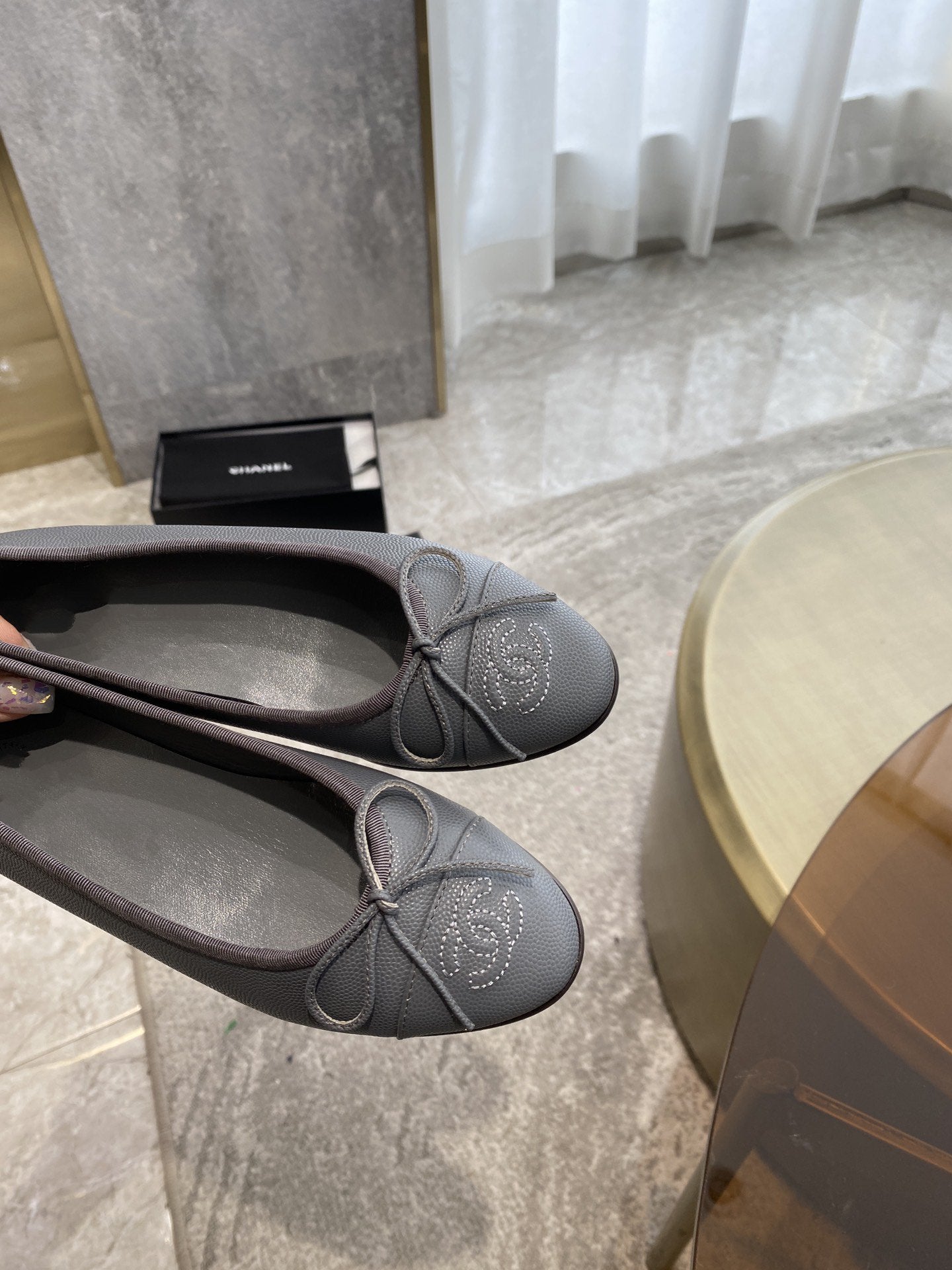BALLET FLATS GREY GRAINED CALFSKIN - 35