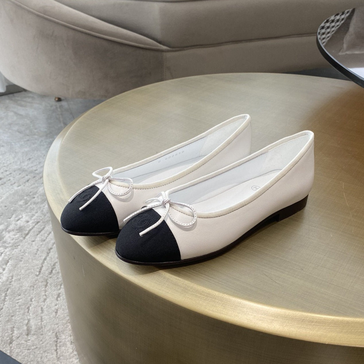 BALLET FLATS WHITE BLACK LAMBSKIN CANVAS - 35