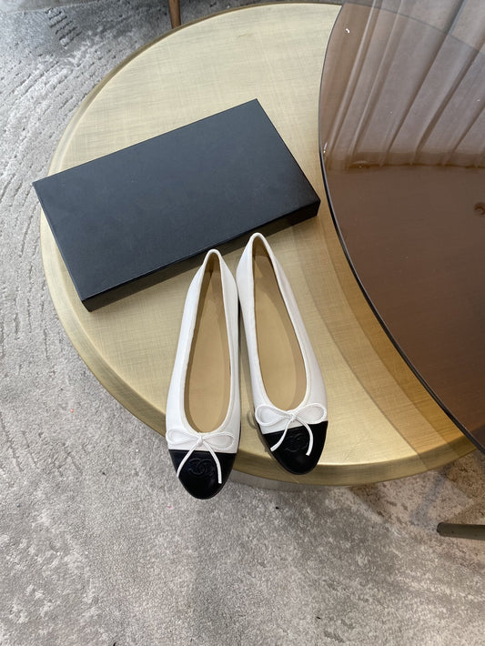 BALLET FLATS WHITE BLACK LAMBSKIN - 35