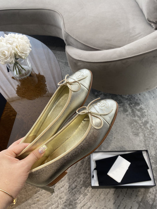 BALLET FLATS LIGHT GOLD LAMBSKIN - 35