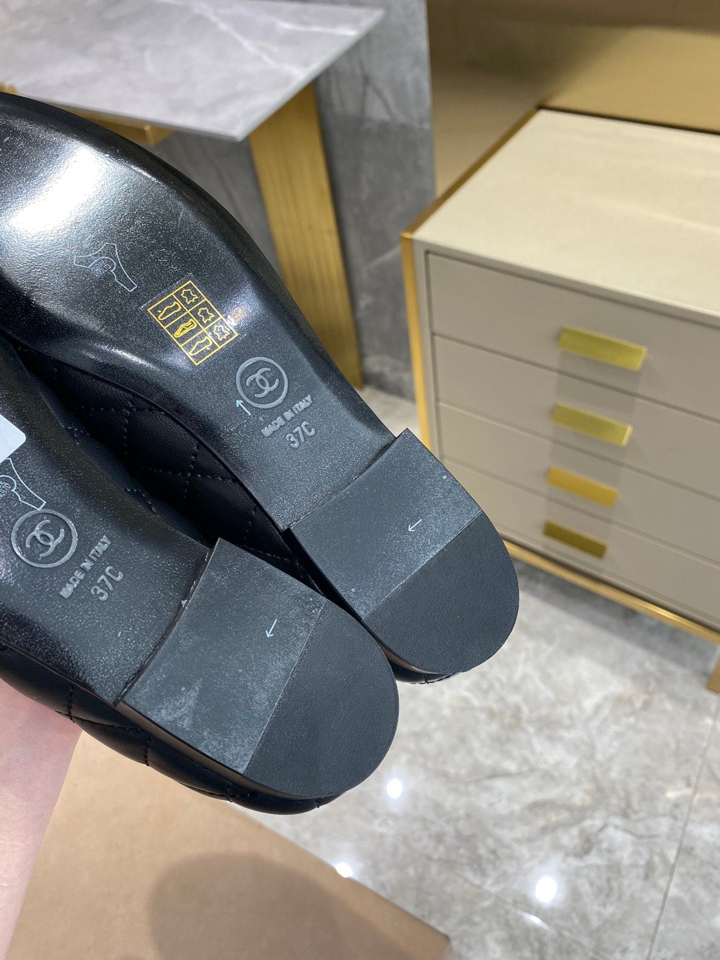 BALLET FLATS BLACK QUILTED LAMBSKIN - 35