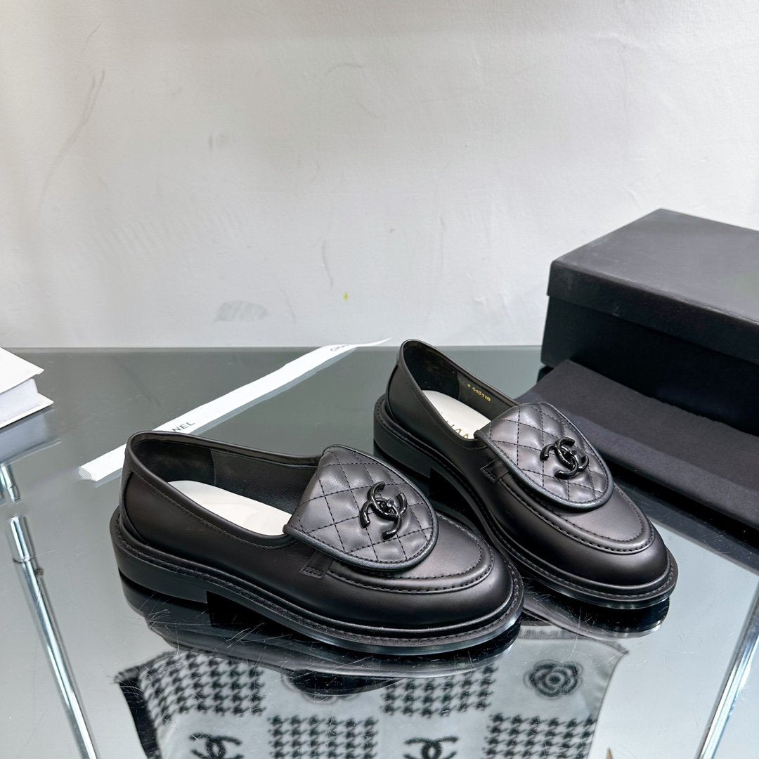 Moccasins Black Quilted Calfskin - 35