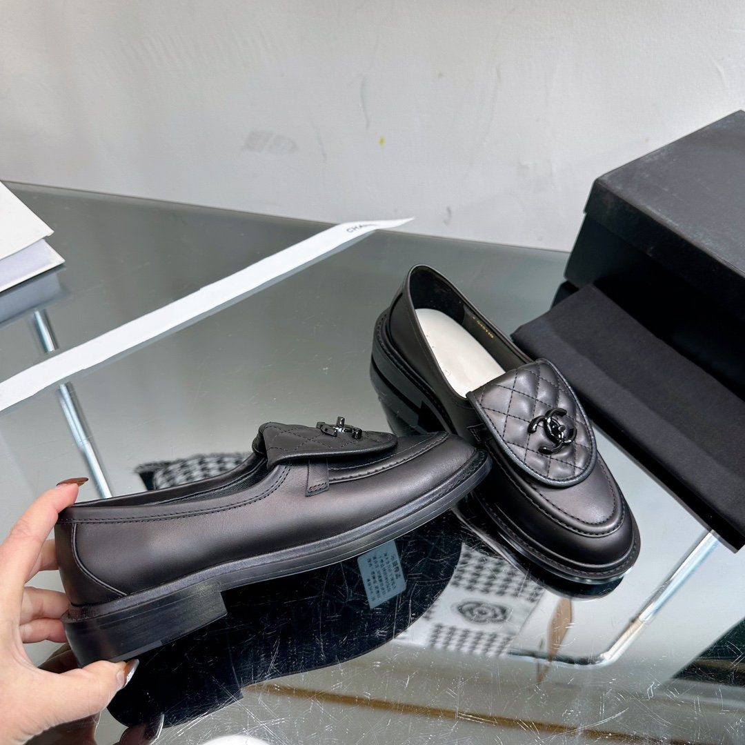 Moccasins Black Quilted Calfskin - 35