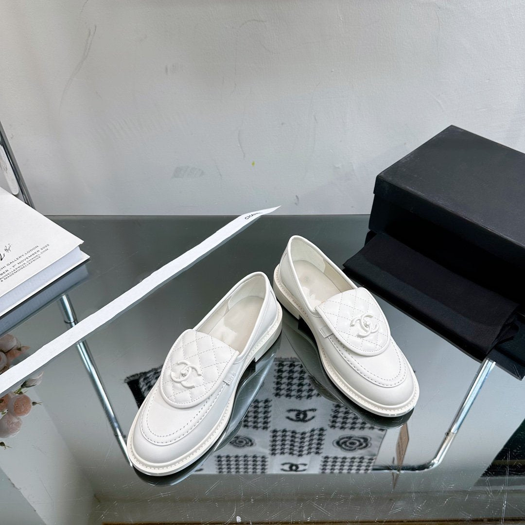 Moccasins White Quilted Calfskin - 35