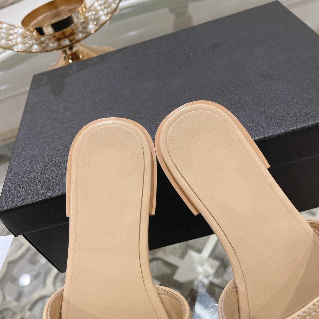 Mules Beige Shiny Calfskin - 35