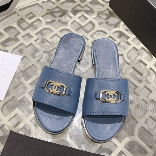 Mules Blue Shiny Calfskin - 35