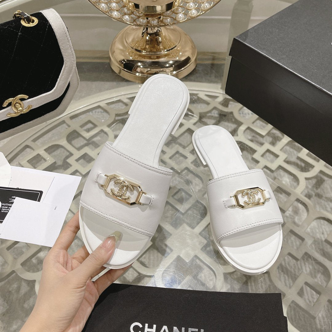 Mules White Shiny Calfskin - 35